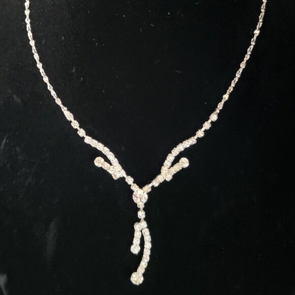 Vintage Bridal Rhinestone Parure Necklace Earring Dainty Silver Tone Twist Chain - Picture 2 of 11